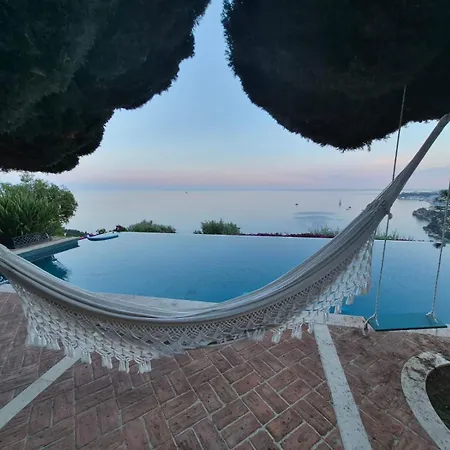 La Meridienne-piscine-vue Mer-9 Pers