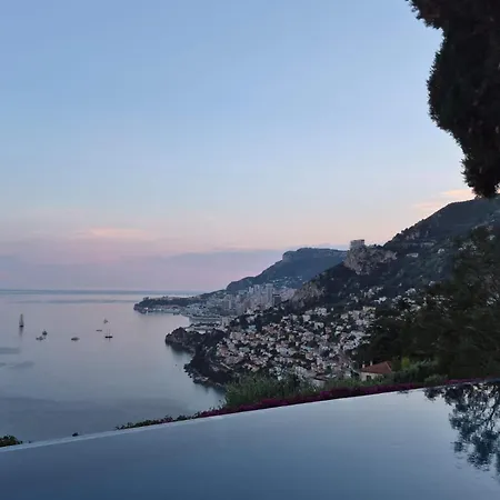 La Meridienne-piscine-vue Mer-9 Pers *
