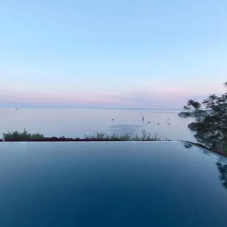 La Meridienne-piscine-vue Mer-9 Pers Villa Roquebrune-Cap-Martin