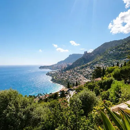 La Meridienne-piscine-vue Mer-9 Pers Villa