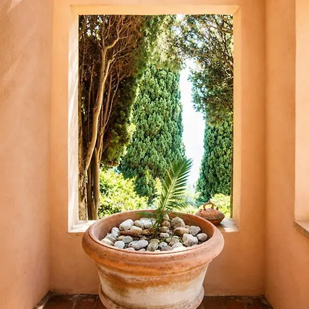 La Meridienne-piscine-vue Mer-9 Pers Villa
