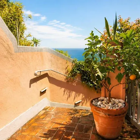 Villa La Meridienne-piscine-vue Mer-9 Pers